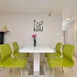 Karla 아파트