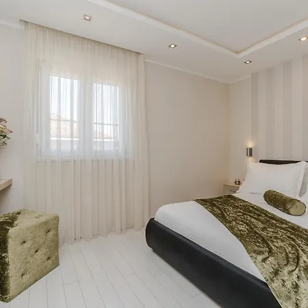 公寓 Karla 扎达尔