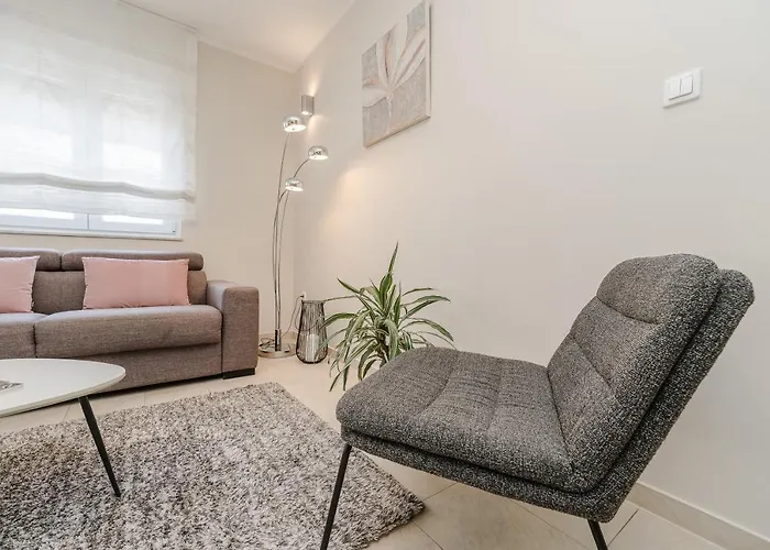 Apartamento Karla Zadar