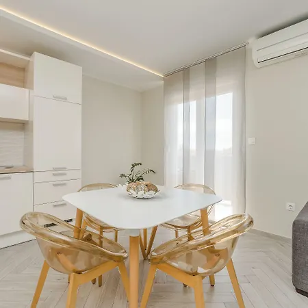 Karla Appartement *